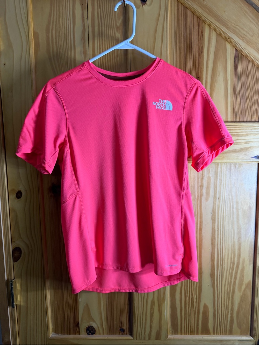 The North Face Women Hot Pink Short-Sleeve Active Tee